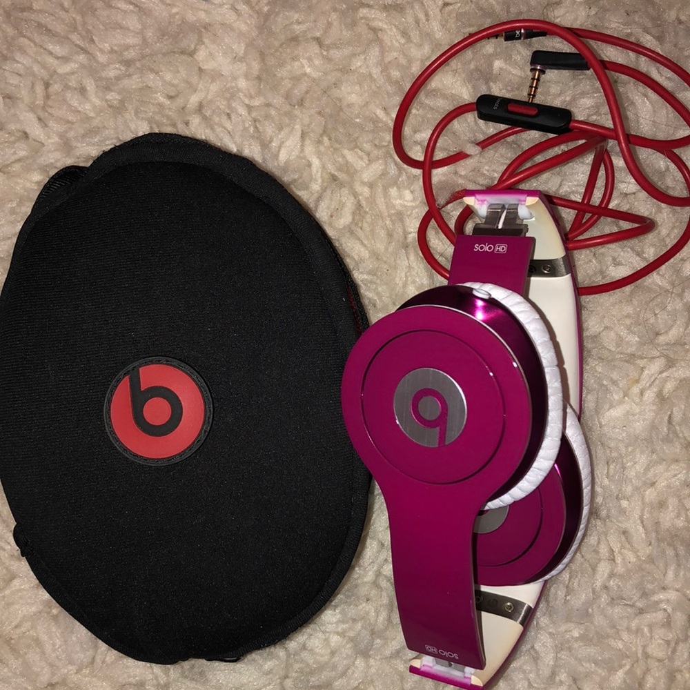 Beats Solo